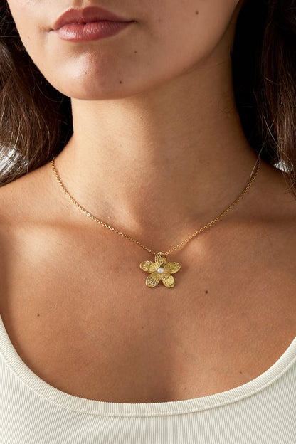 Necklace blossom burst