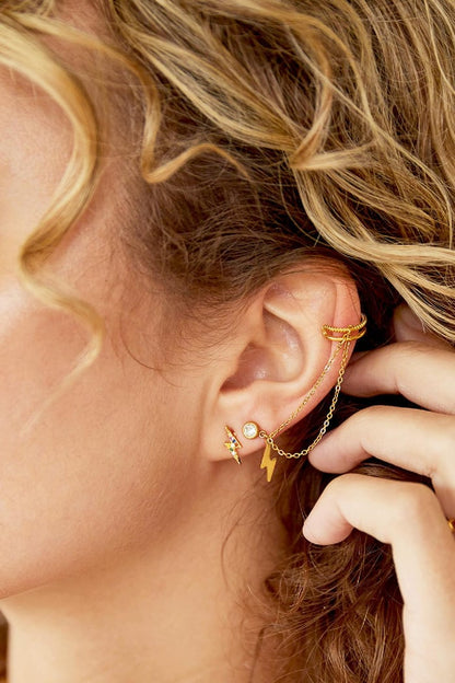 Ear cuff lightning bolt