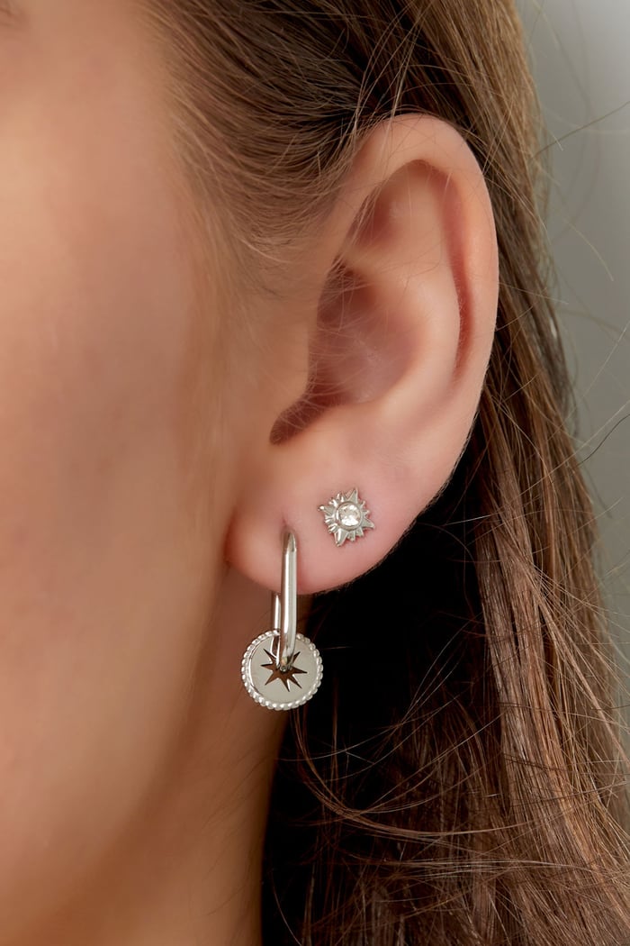 Ear studs spark