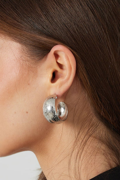 Earrings moon brushed