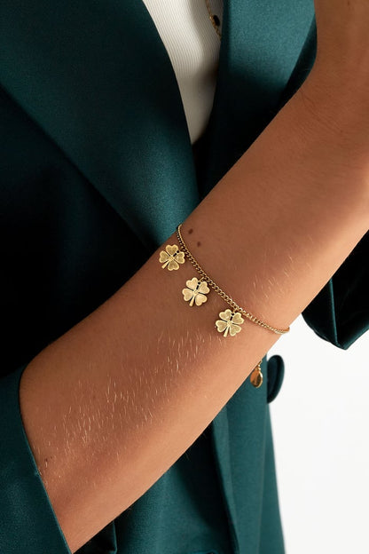 Bracelet clovers