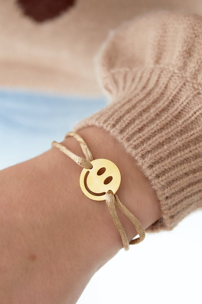 Satin bracelet with smiley