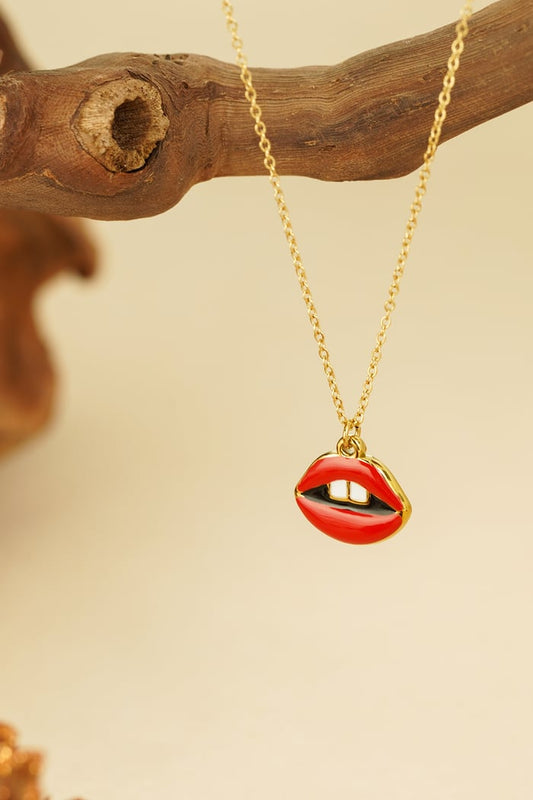 Necklace kiss my lips