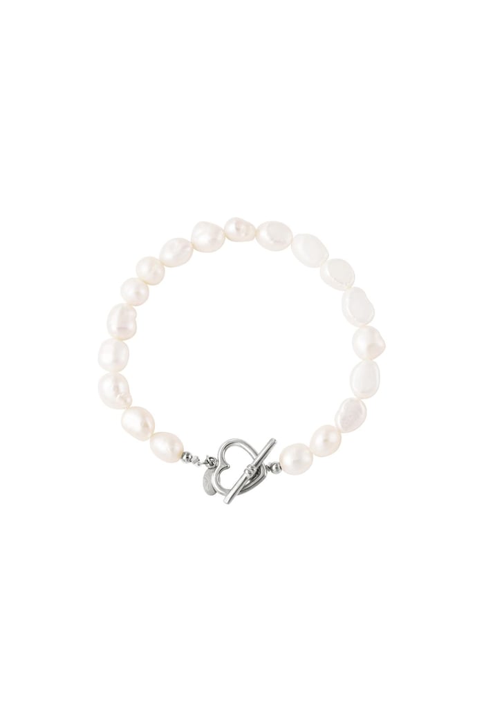 Bracelet pearl heart closure