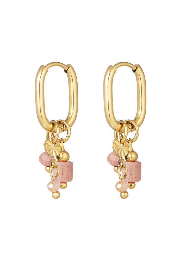 Earring with pink beads