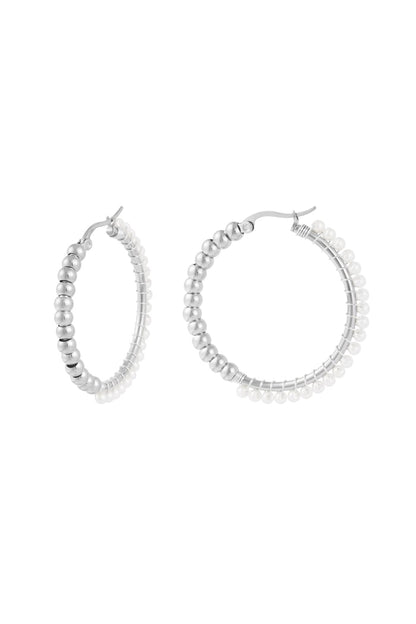 Large circle pearl bead earrings