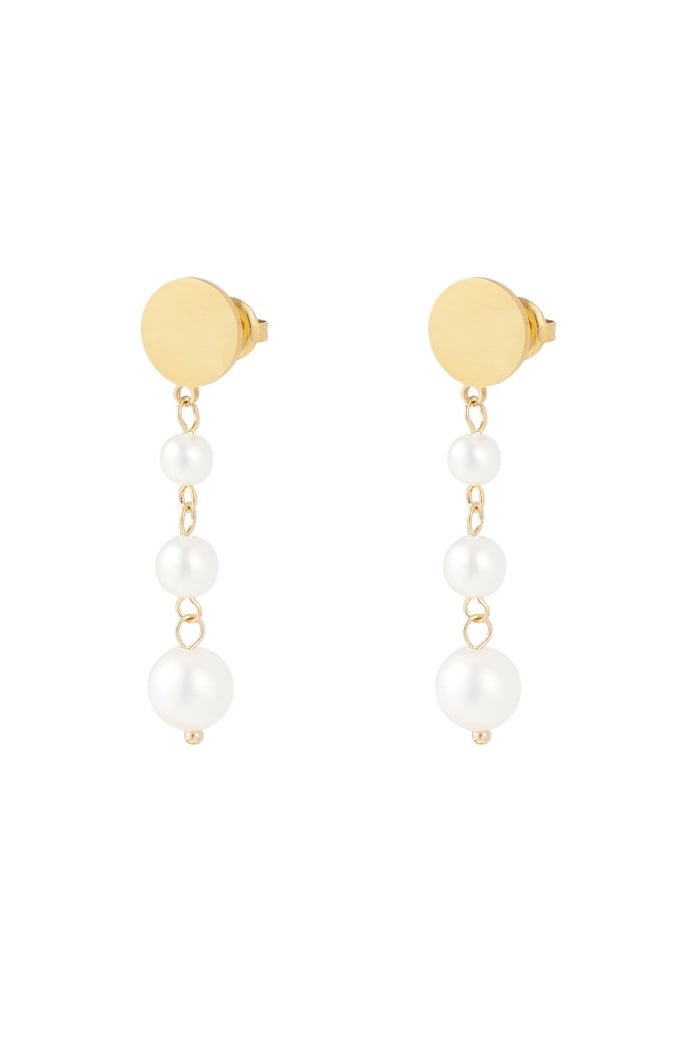 Hang earrings with pearl