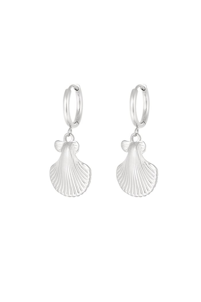 Earrings shell story