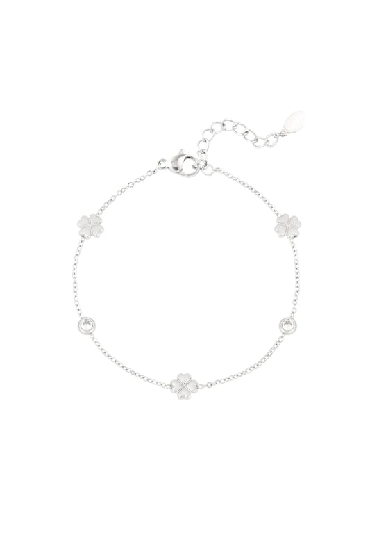 Gleaming luck bracelet